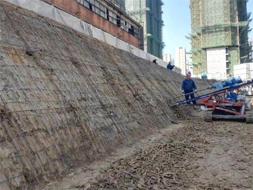 红旗建筑边坡支护
